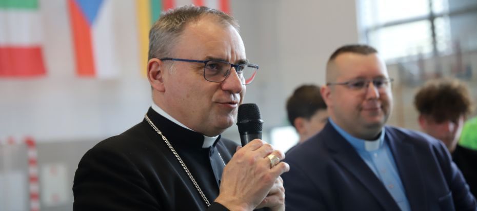 bp_robert_chrzaszcz_fot_archidiecezja_krakowska.jpg