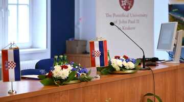 Polsko-Chorwacka Konferencja „Chorwackie relacje Jana Pawła II we wspomnieniach, w 20. rocznicę trzeciej pielgrzymki do Chorwacji i setnej w świecie jako papieża pielgrzyma” 23 X 2023