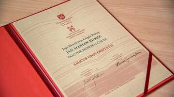 Order Odrodzenia Polski dla prof. W. Siedlika, Nagroda „Amicus Universitas” dla bp. J. Kopca, medale dla pracowników UPJPII, XVI rocznica przemianowania PAT w UPJPII 18 VI 2025