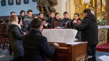 „Kolędy polskie w opracowaniach chóralnych” wyśpiewali studenci muzyki kościelnej 24 I 2024