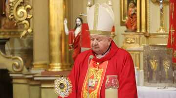 Kardynał Stanisław Dziwisz, były Wielki Kanclerz UPJPII obchodzi 25-lecie sakry biskupiej i 60-lecie kapłaństwa 7 V 2023